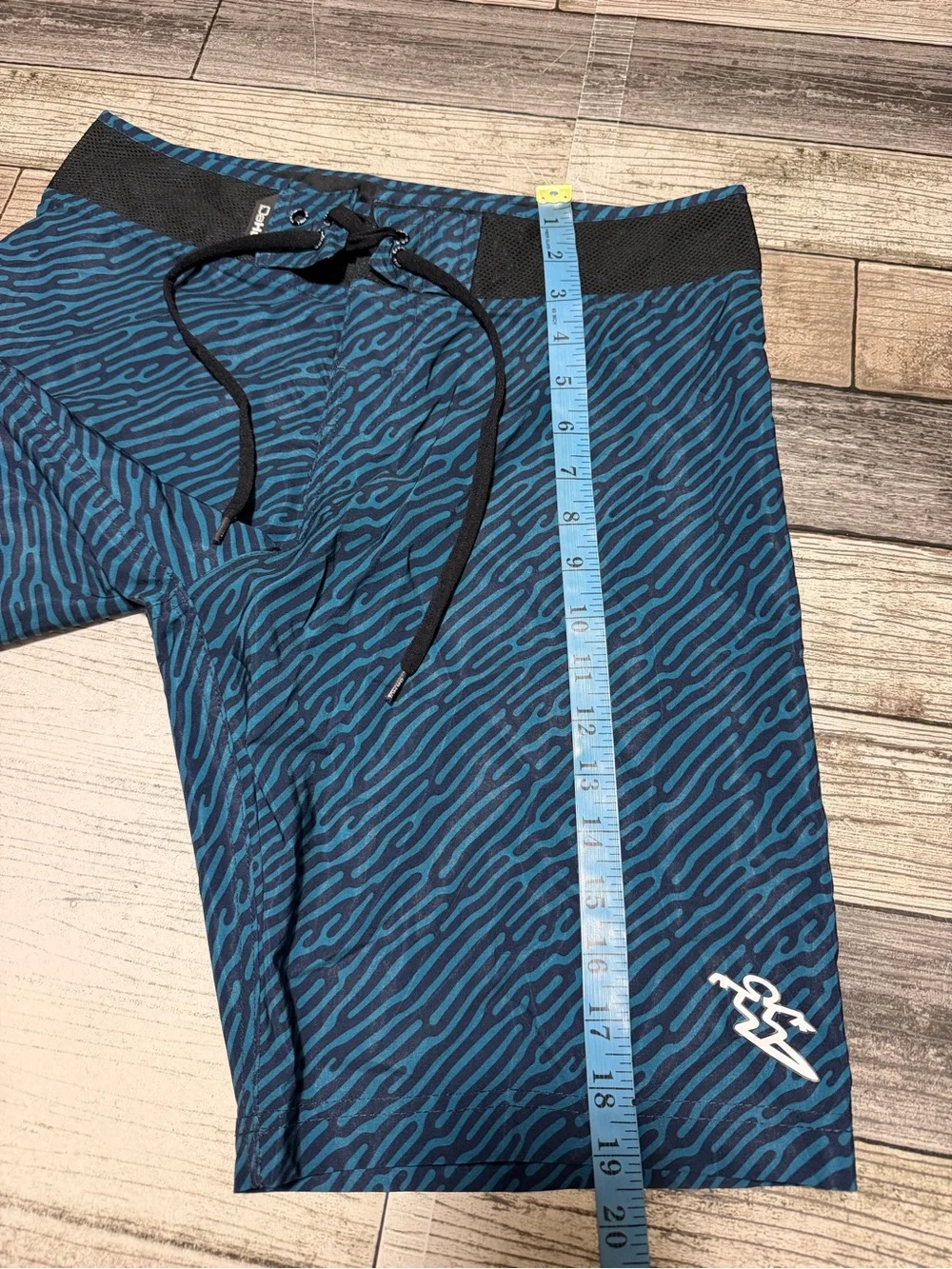 Da Hui Boardshorts Men’s 30 Blue (Inseam 10) Drawstring Cargo Pocket
